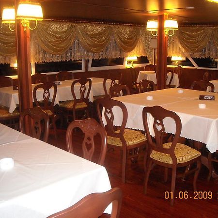 Hotel Brod Panini 벨레스 외부 사진